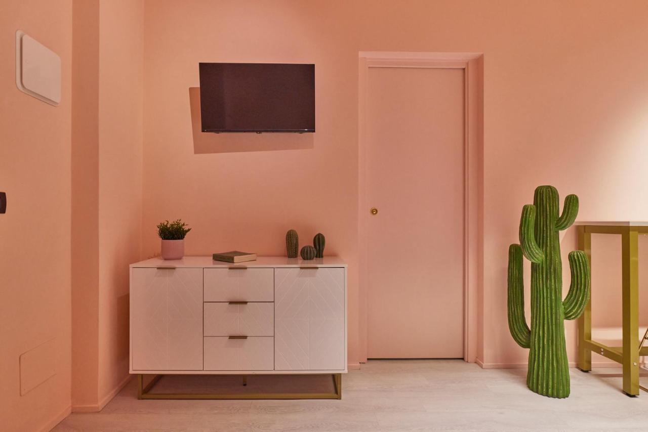 Apartment After8-flamingo *